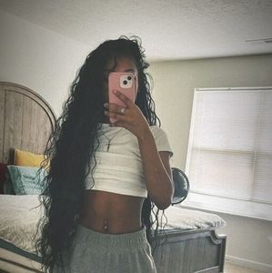 Meet your Posher, Mya